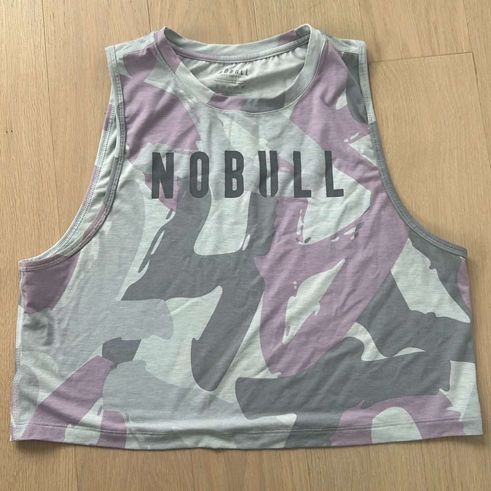 NOBULL women’s muscle tank large More than influencers collection Tia